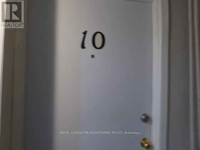 












10 - 70 MILL STREET

,
Halton Hills,




Ontario
L7G2C9

