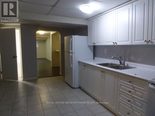 












10 - 70 MILL STREET

,
Halton Hills,




Ontario
L7G2C9

