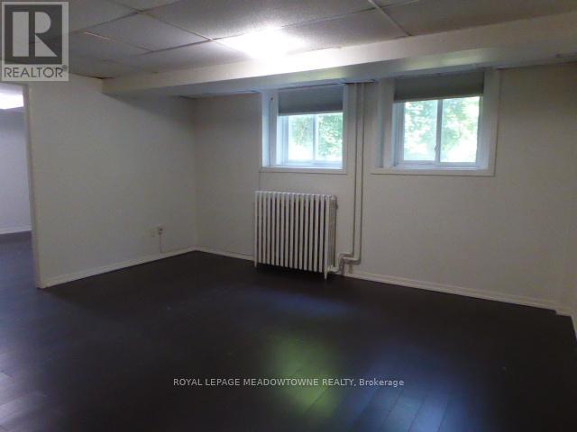 












10 - 70 MILL STREET

,
Halton Hills,




Ontario
L7G2C9

