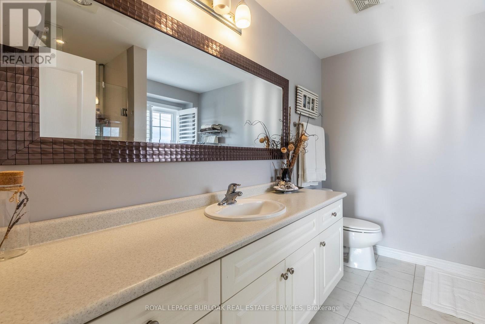 












1 - 515 WINSTON ROAD

,
Grimsby,




Ontario
L3M0C8


