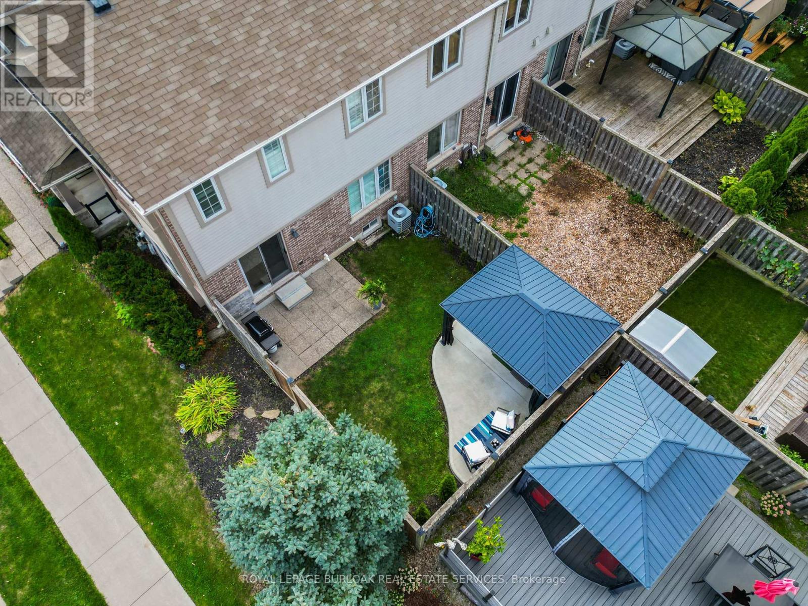 












1 - 515 WINSTON ROAD

,
Grimsby,




Ontario
L3M0C8

