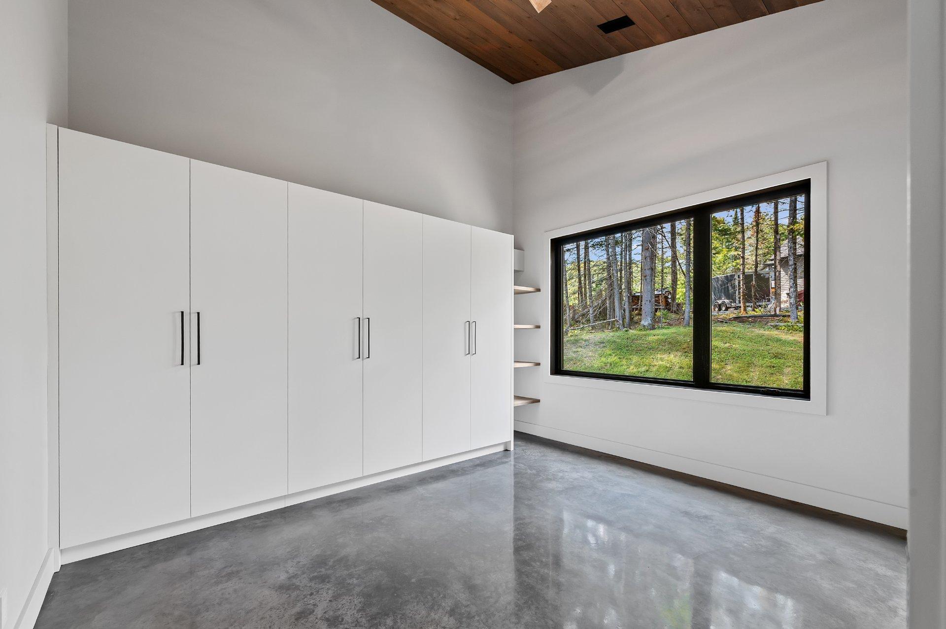 









1200


Ch. du Lac-Rougeaud

,
Mont-Blanc,




QC
J0T1J2

