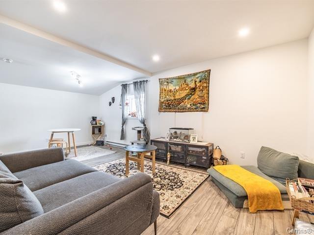 









550


Rue Notre-Dame

,
Gatineau (Gatineau),




QC
J8P1M7

