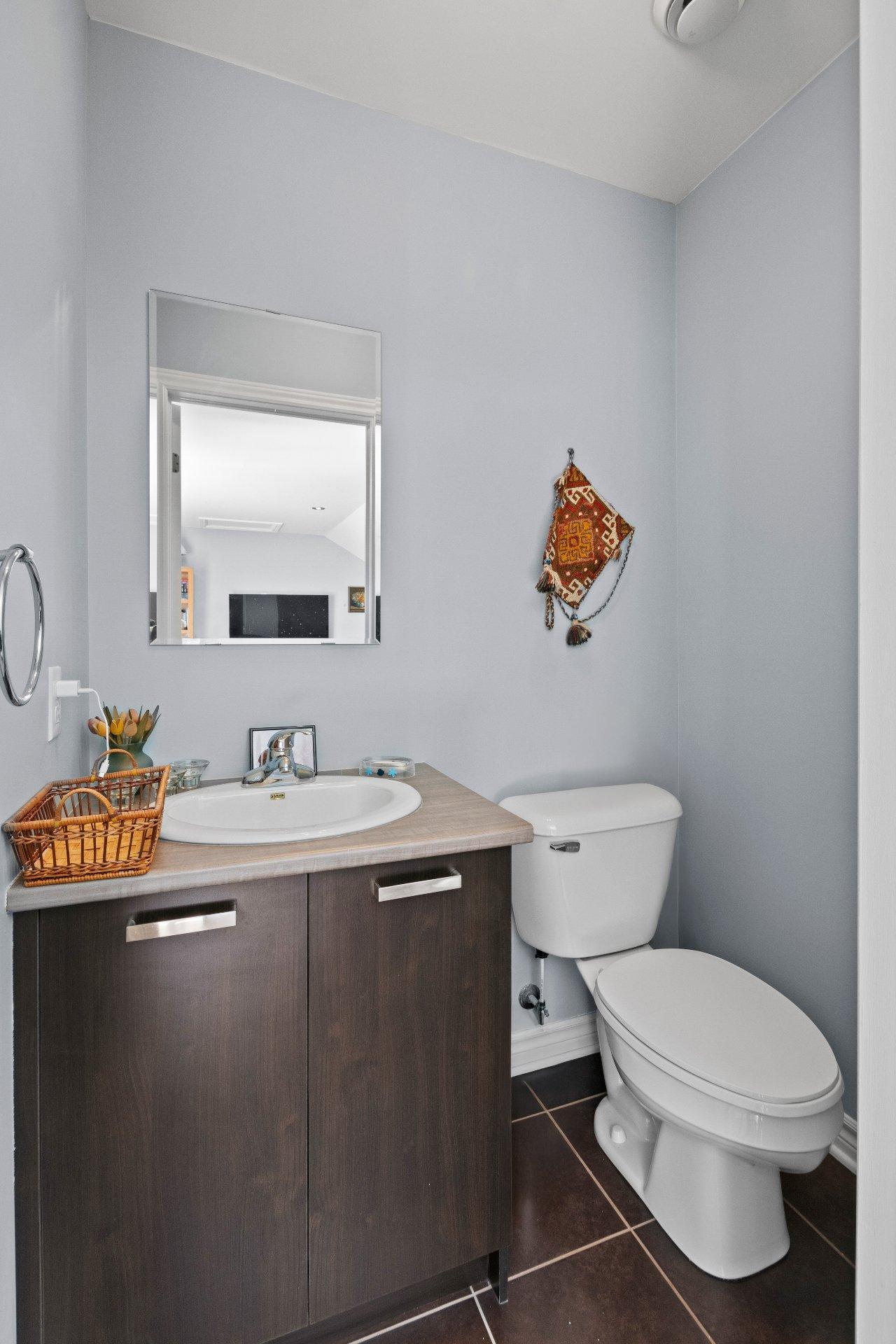 









3394


Boul. Gareau

,
Longueuil (Saint-Hubert),




QC
J3Y0J5

