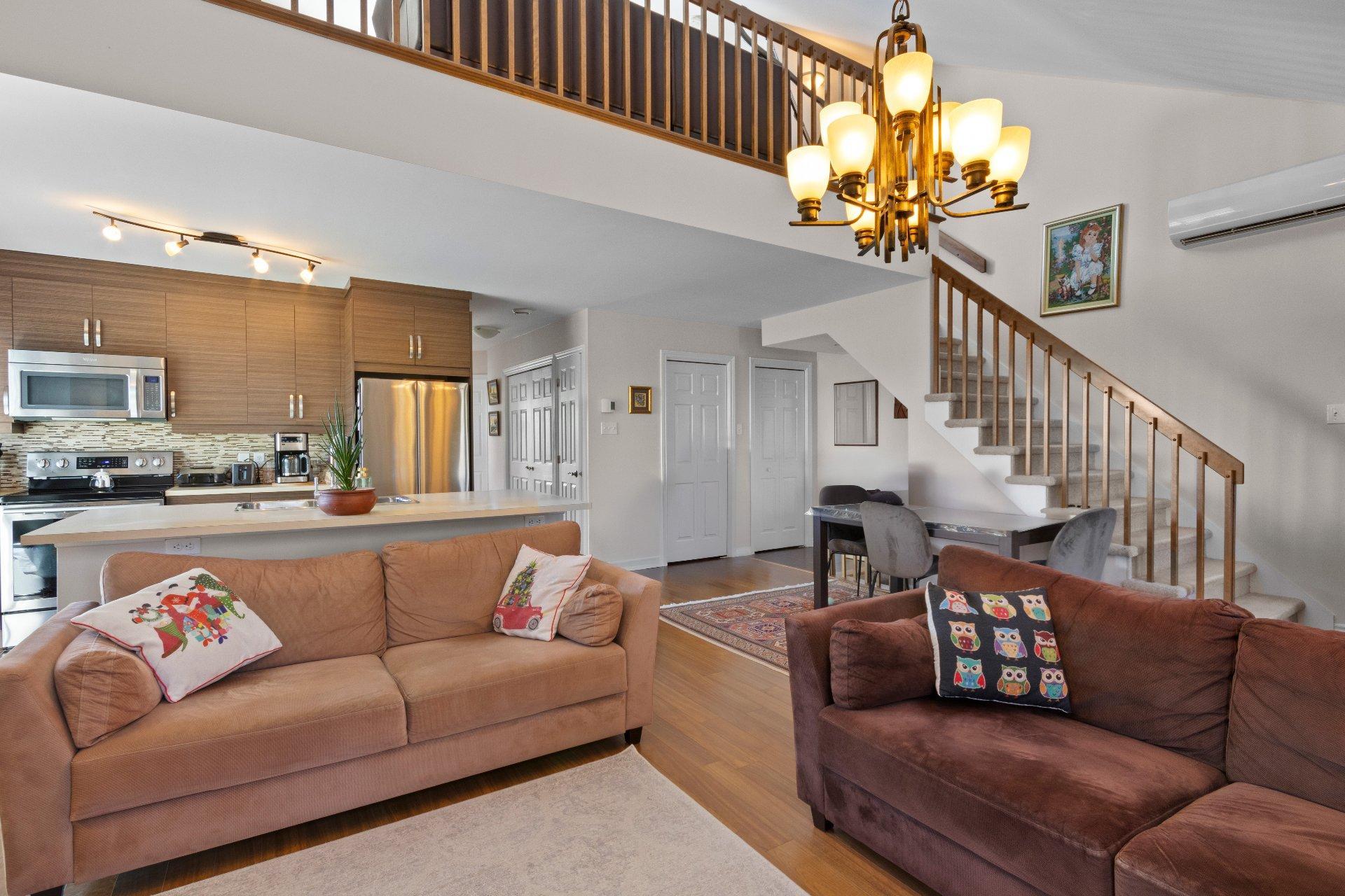 









3394


Boul. Gareau

,
Longueuil (Saint-Hubert),




QC
J3Y0J5

