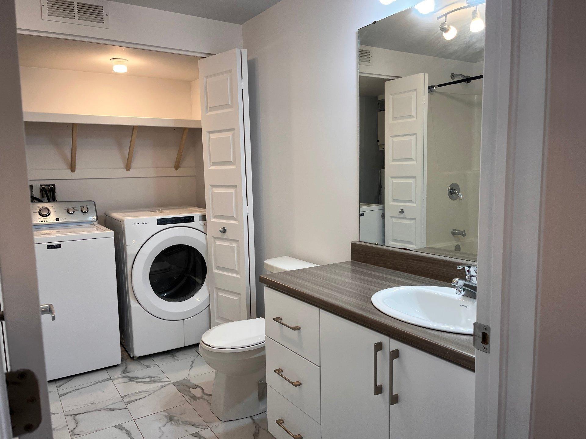 









9


Rue St-Pétersbourg

, 1,
Gatineau (Aylmer),




QC
J9J4G9

