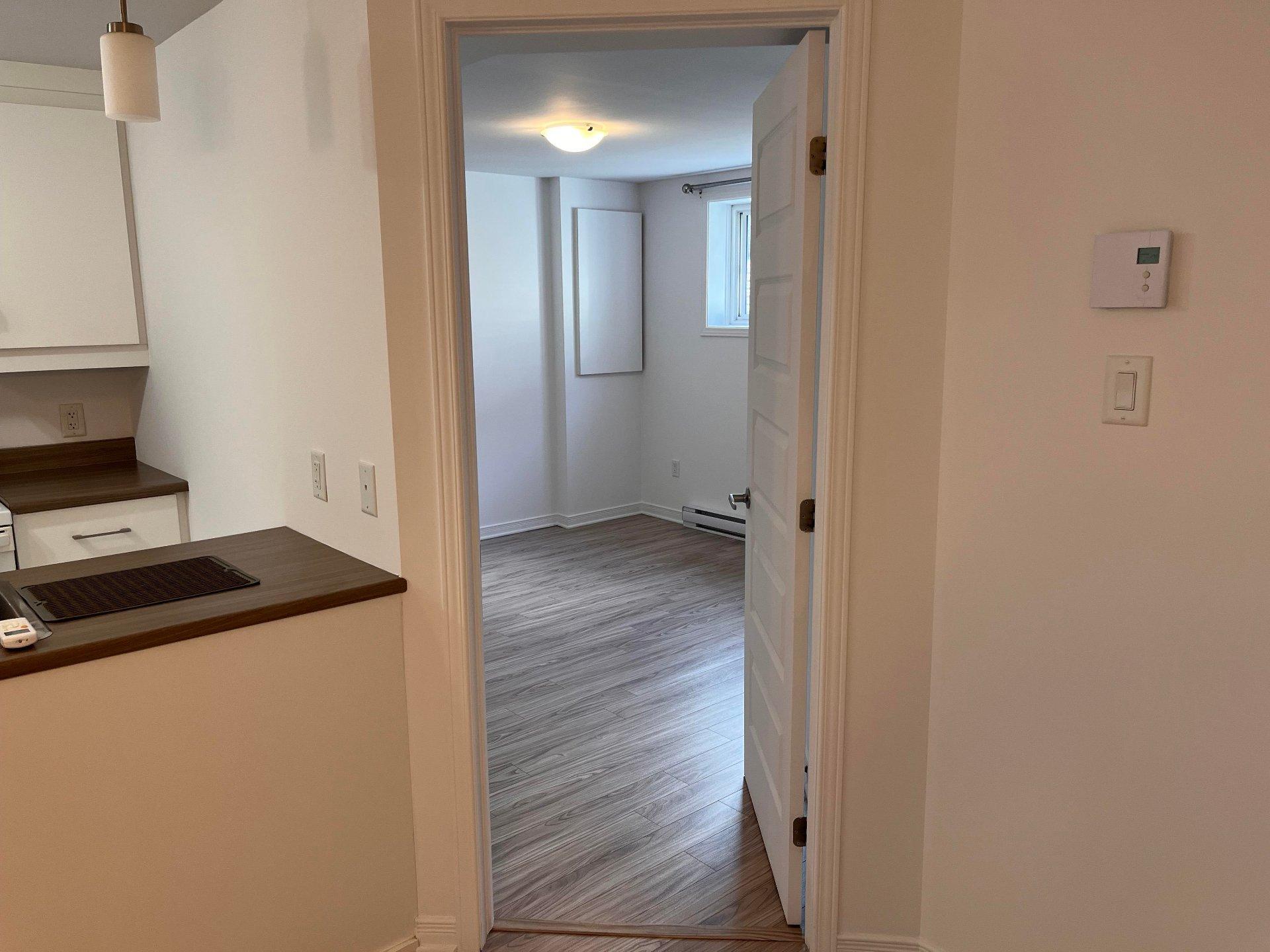 









9


Rue St-Pétersbourg

, 1,
Gatineau (Aylmer),




QC
J9J4G9

