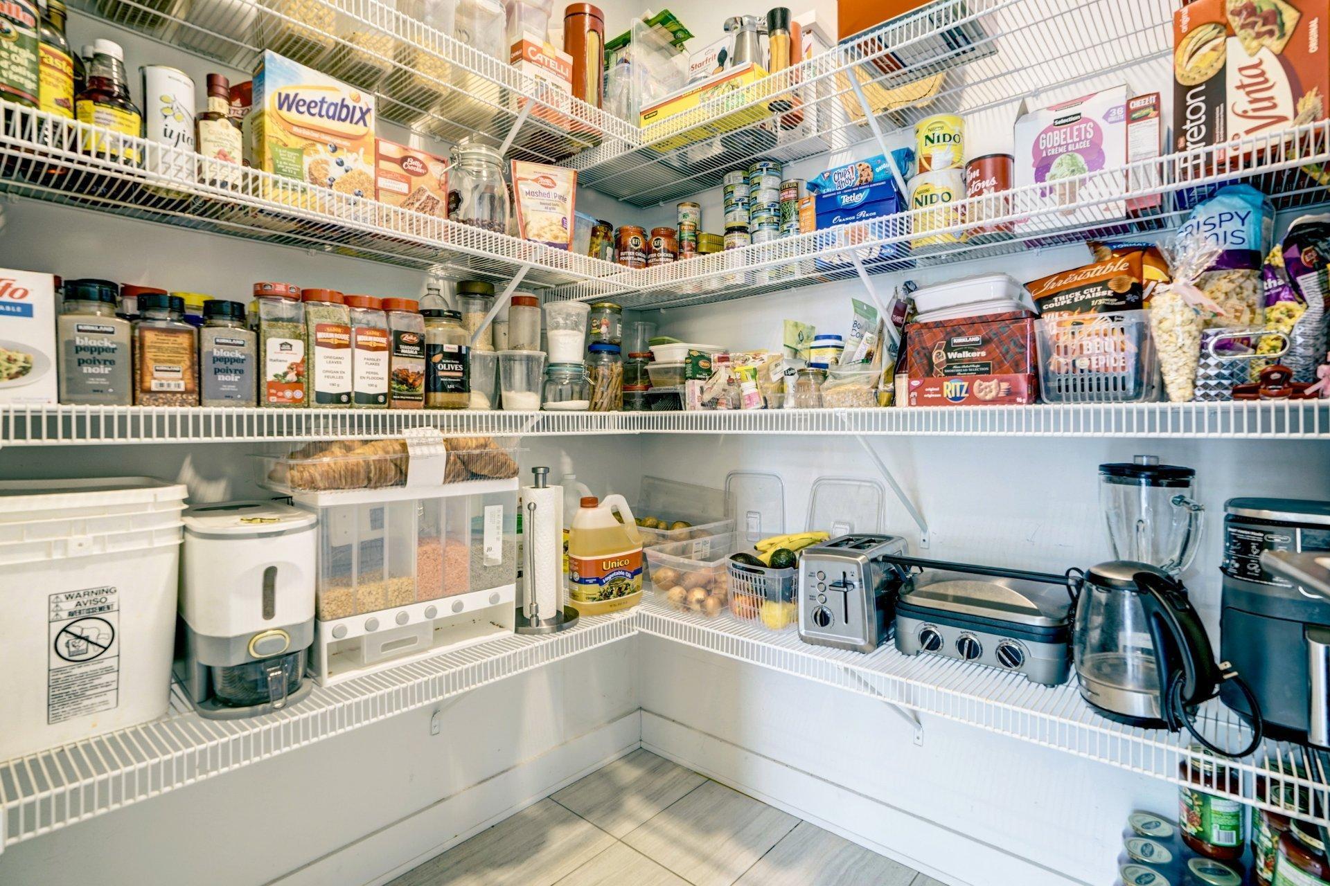 









3297


Rue du Gamay

,
Sainte-Marthe-sur-le-Lac,




QC
J0N1P0

