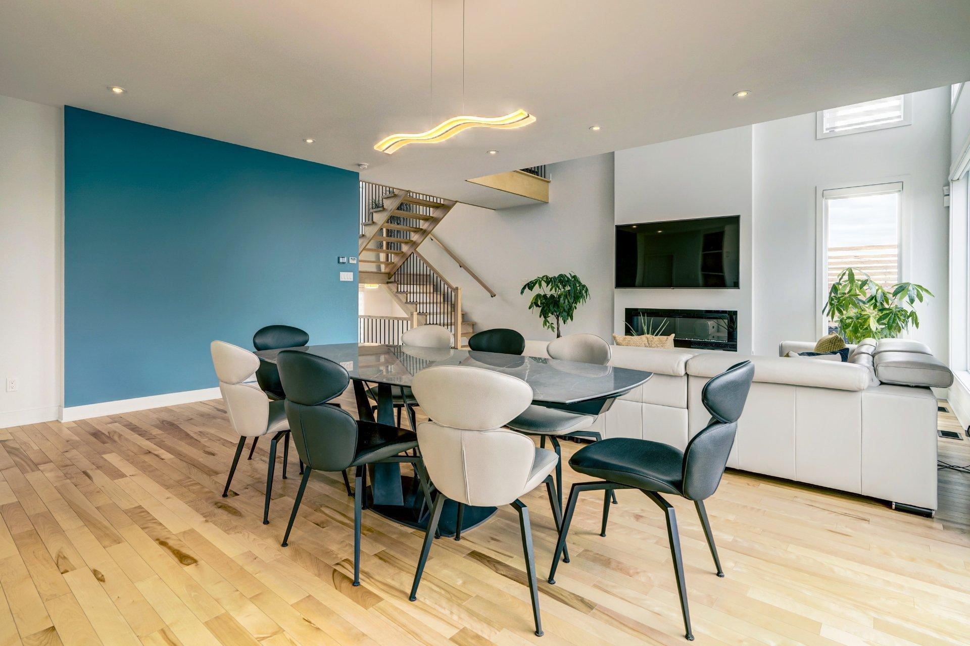 









3297


Rue du Gamay

,
Sainte-Marthe-sur-le-Lac,




QC
J0N1P0

