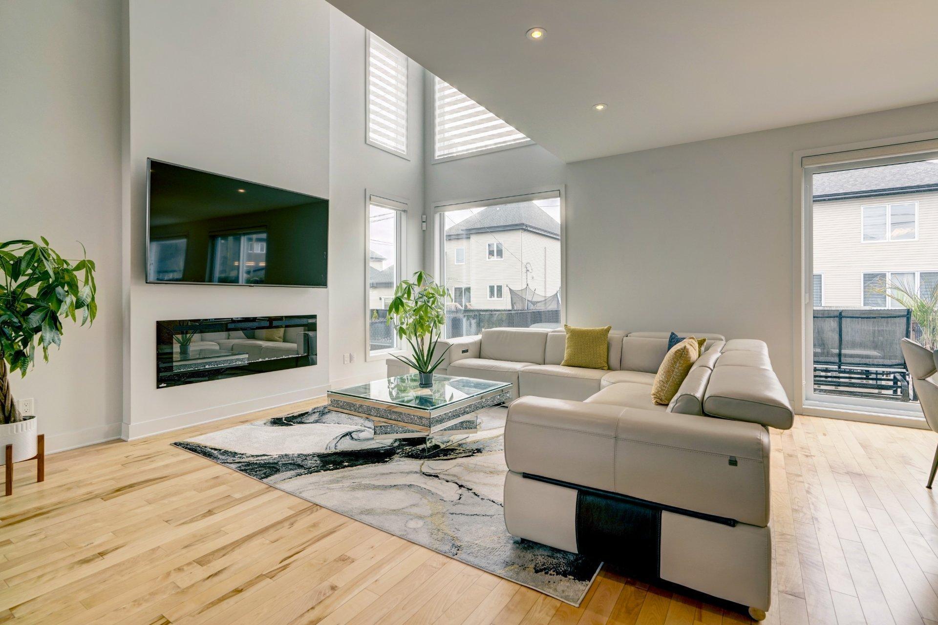 









3297


Rue du Gamay

,
Sainte-Marthe-sur-le-Lac,




QC
J0N1P0

