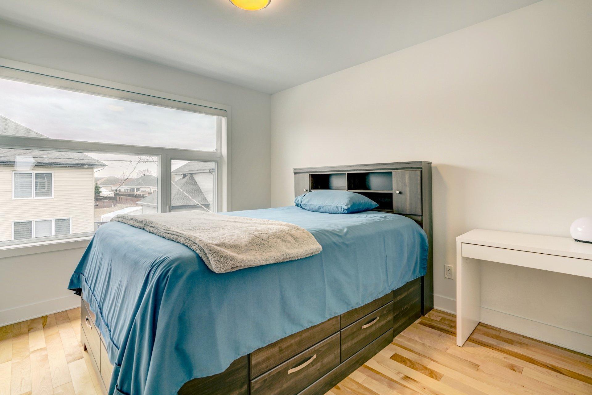 









3297


Rue du Gamay

,
Sainte-Marthe-sur-le-Lac,




QC
J0N1P0

