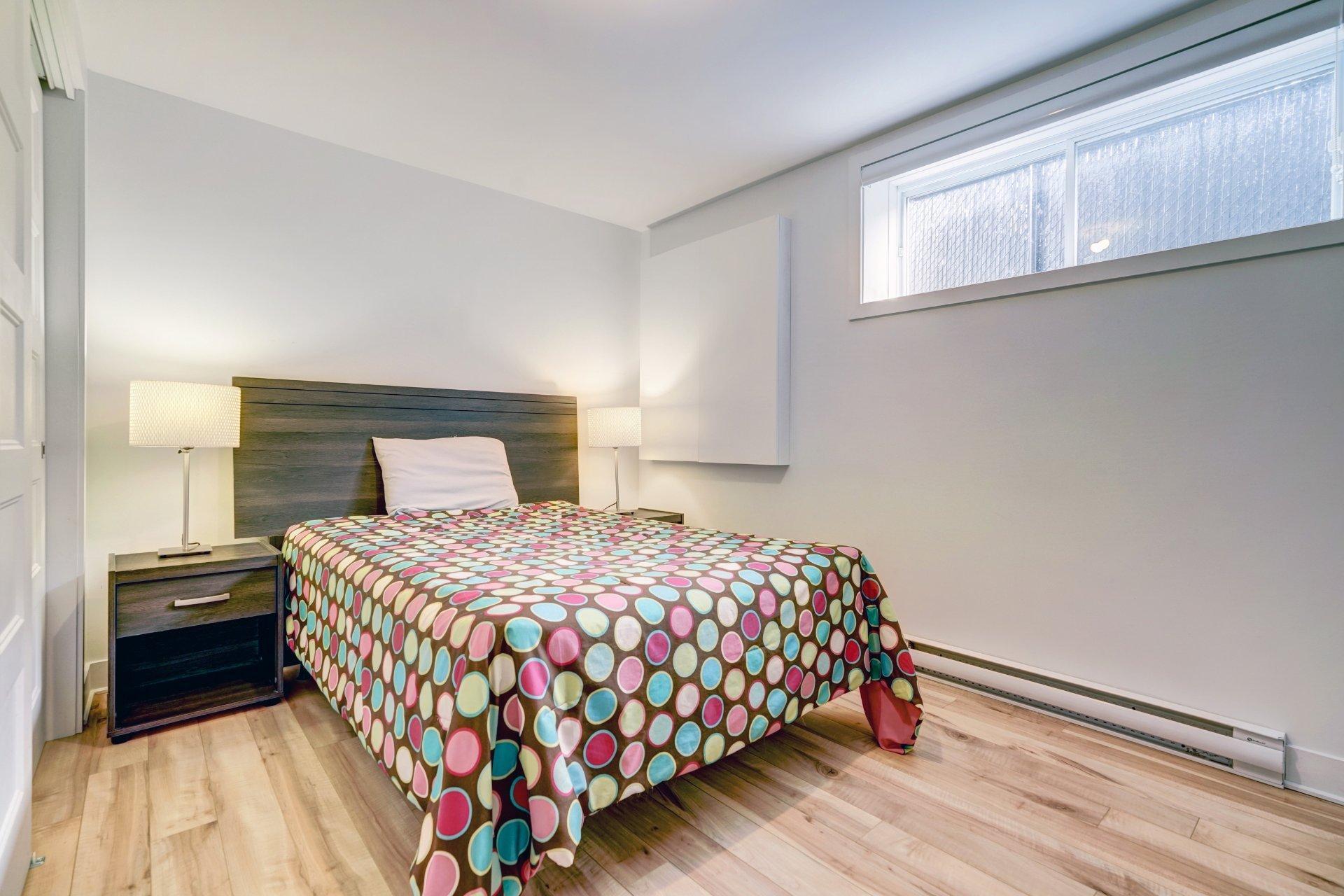 









3297


Rue du Gamay

,
Sainte-Marthe-sur-le-Lac,




QC
J0N1P0

