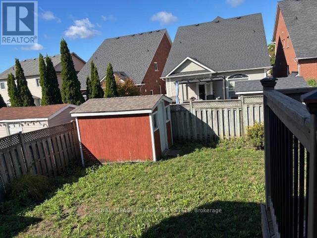 












40 KIMBERLY DRIVE

,
Whitby (Brooklin),




Ontario
L1M1K5

