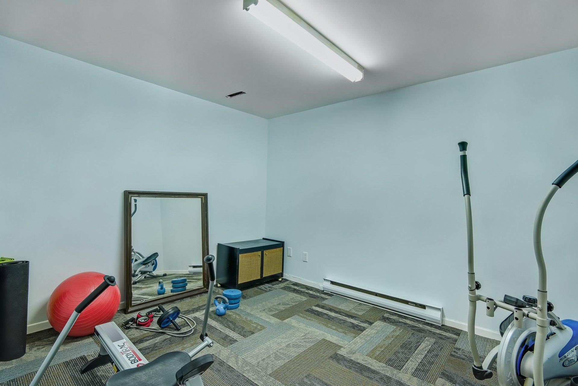 









396


Rue Lamoureux

,
Sainte-Julie,




QC
J3E1G8

