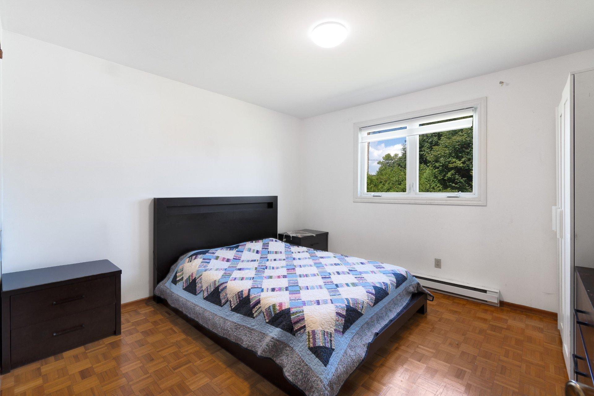 









765


Rue Bacon

,
Sherbrooke (Les Nations),




QC
J1H5V9

