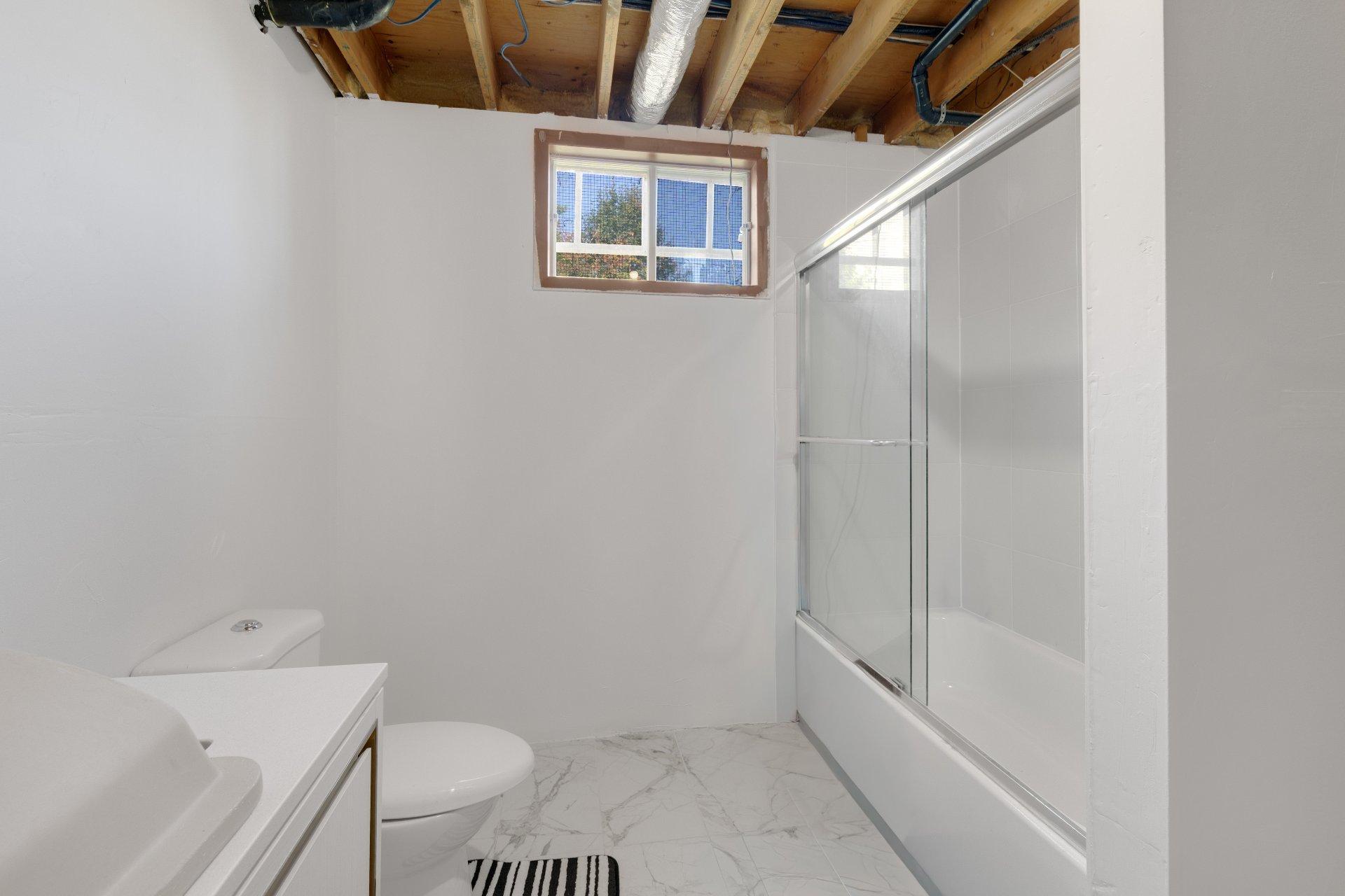 









765


Rue Bacon

,
Sherbrooke (Les Nations),




QC
J1H5V9

