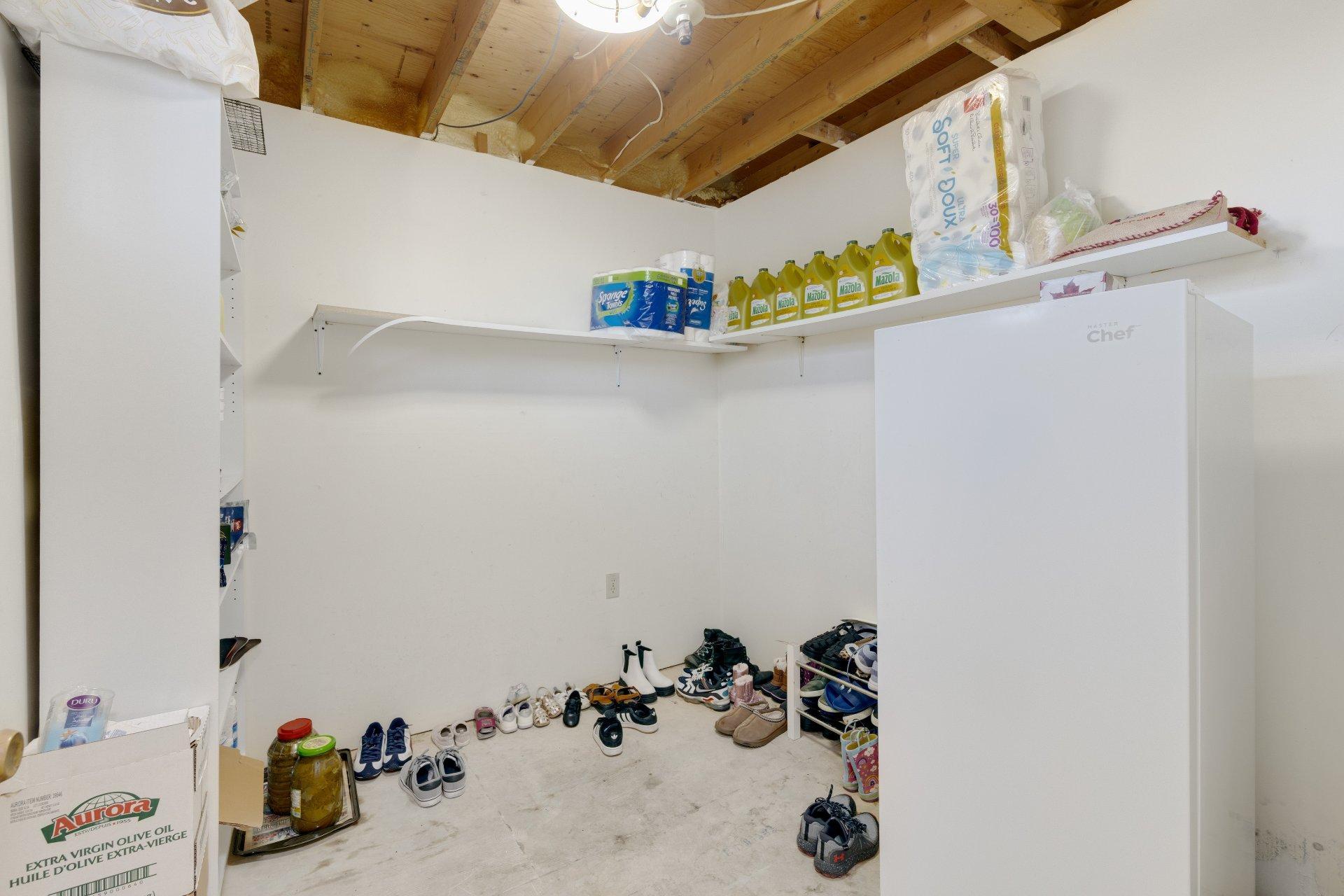 









765


Rue Bacon

,
Sherbrooke (Les Nations),




QC
J1H5V9

