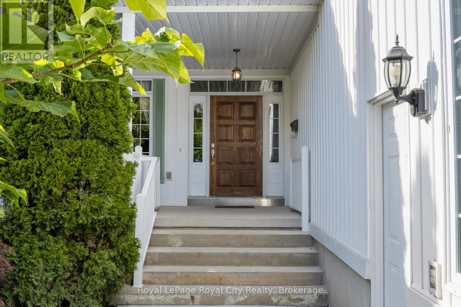 












168 PALMER STREET

,
Guelph (St. George's),




Ontario
N1E2R6

