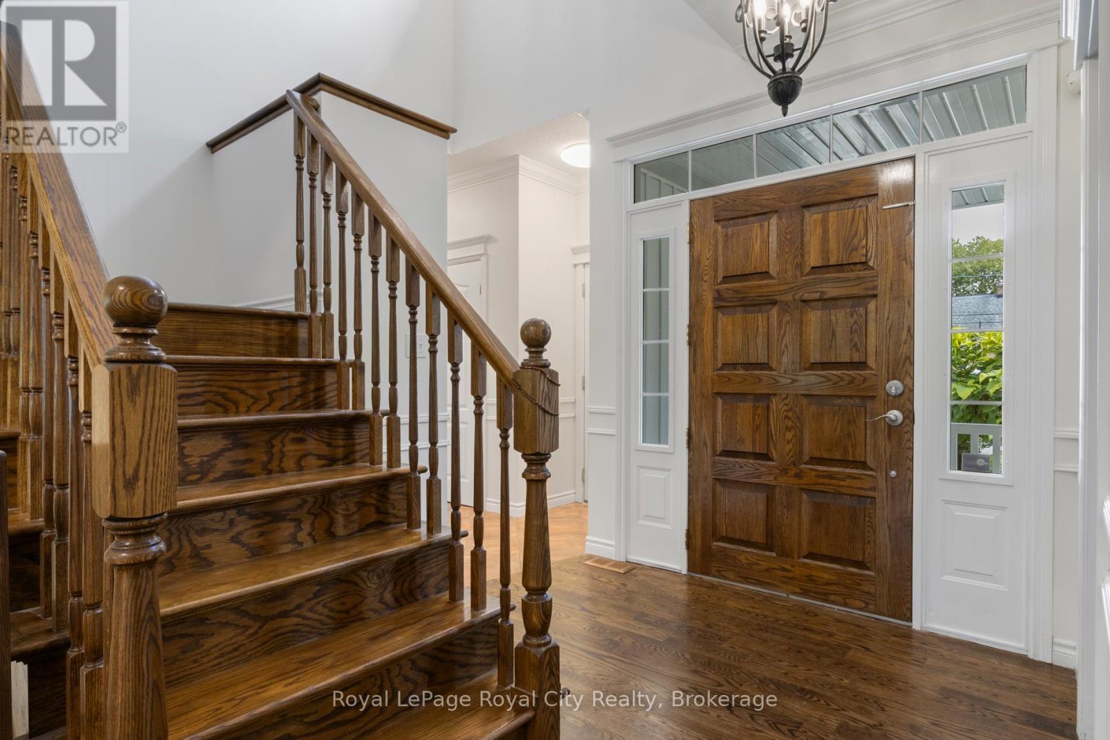 












168 PALMER STREET

,
Guelph (St. George's),




Ontario
N1E2R6

