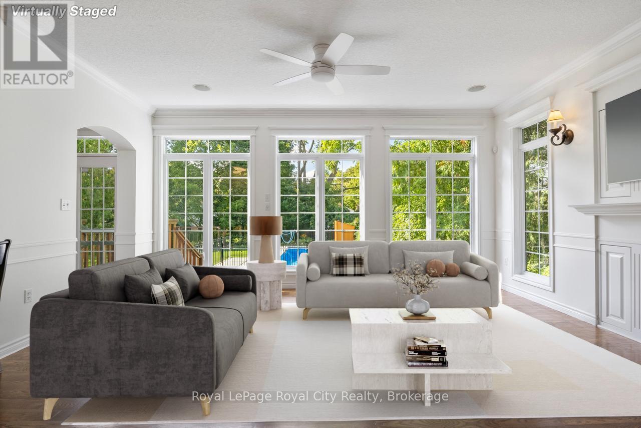 












168 PALMER STREET

,
Guelph (St. George's),




Ontario
N1E2R6

