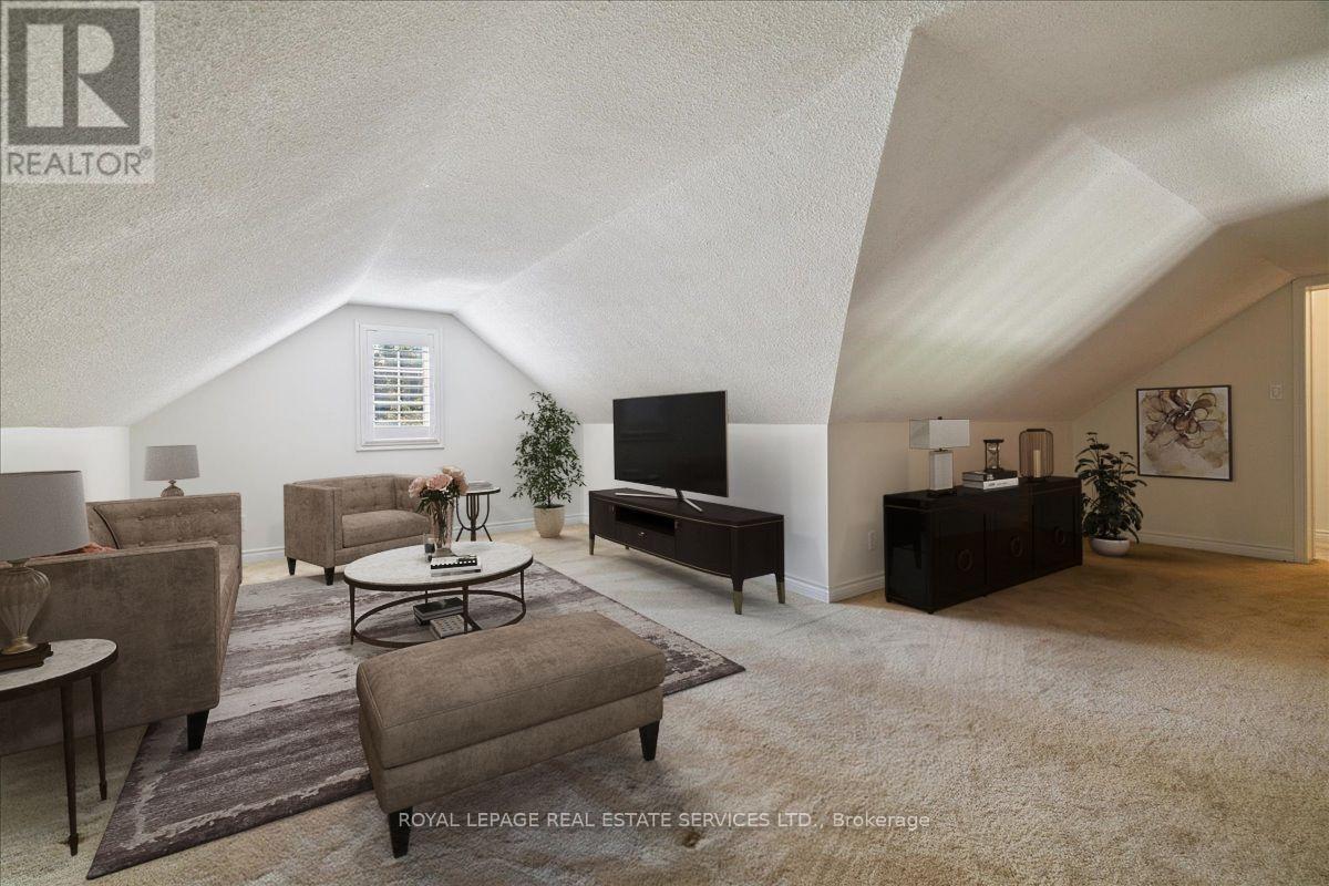 












3267 SHELBURNE PLACE

,
Oakville,




Ontario
L6L5V8

