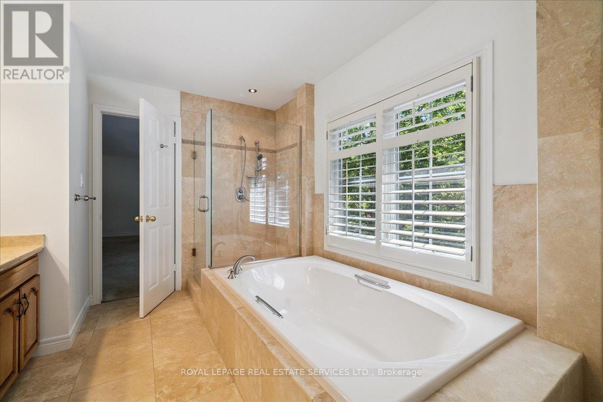 












3267 SHELBURNE PLACE

,
Oakville,




Ontario
L6L5V8

