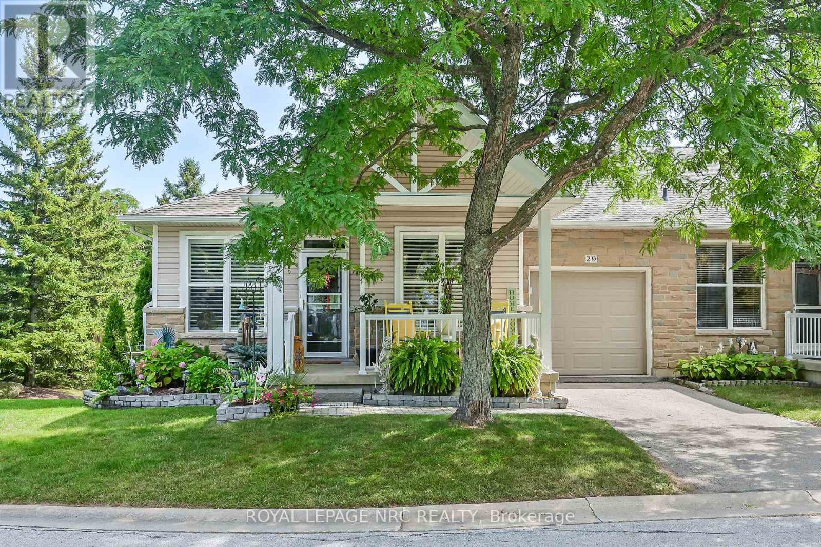 












29 - 20 KITTY MURRAY LANE

,
Hamilton,




Ontario
L9K1L7

