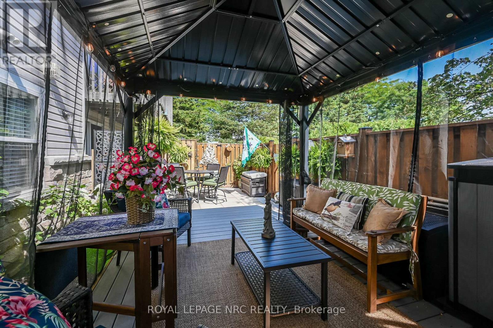 












29 - 20 KITTY MURRAY LANE

,
Hamilton,




Ontario
L9K1L7

