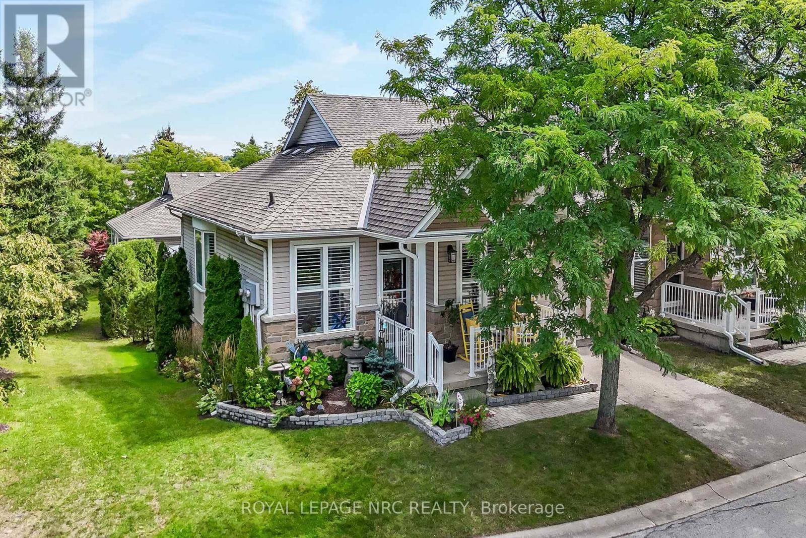 












29 - 20 KITTY MURRAY LANE

,
Hamilton,




Ontario
L9K1L7

