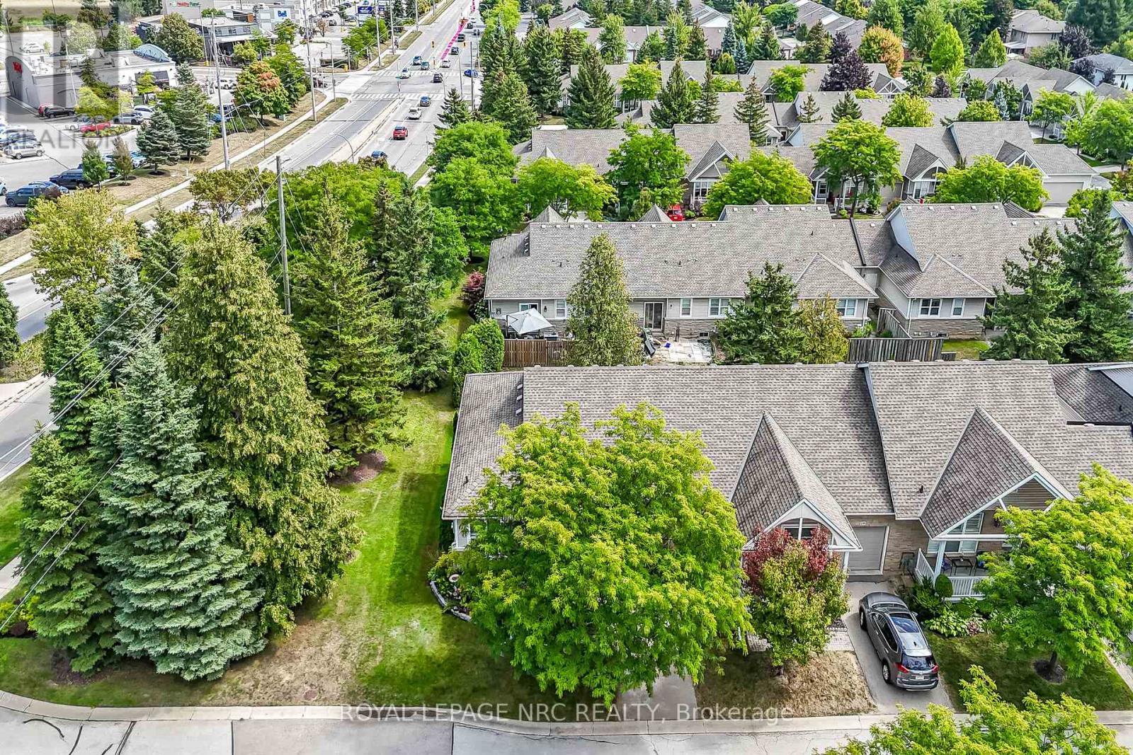 












29 - 20 KITTY MURRAY LANE

,
Hamilton,




Ontario
L9K1L7

