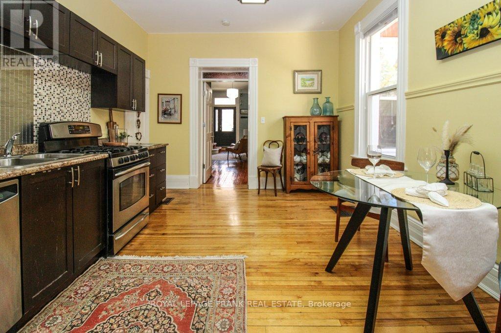 












210 MCDONNEL STREET

,
Peterborough (Town Ward 3),




Ontario
K9H2V9

