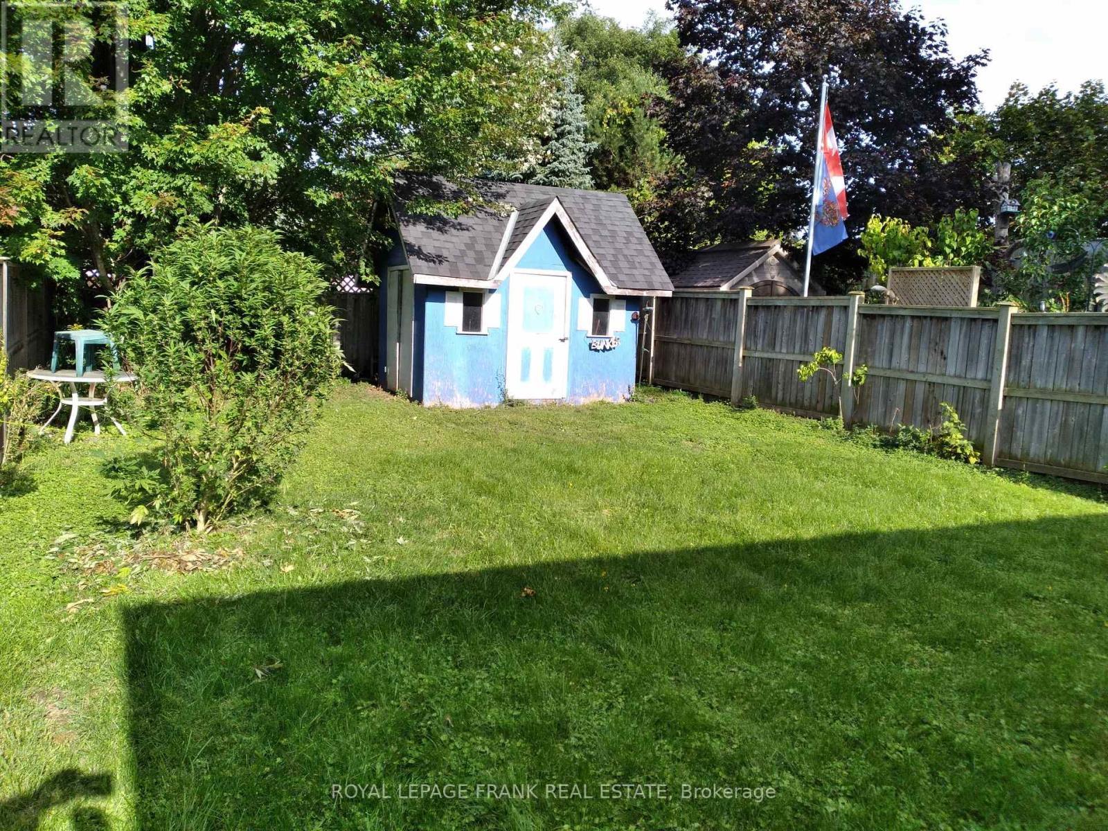 












758 ONTARIO STREET

,
Cobourg,




Ontario
K9A3C5

