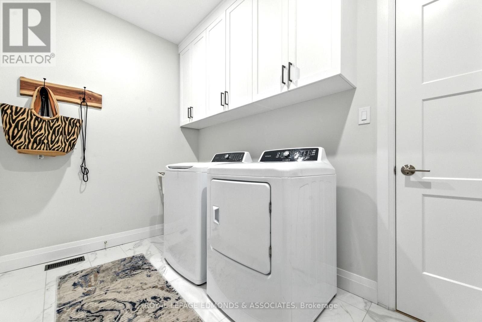 












517 SYDENHAM STREET

,
Pembroke,




Ontario
K8A8K5

