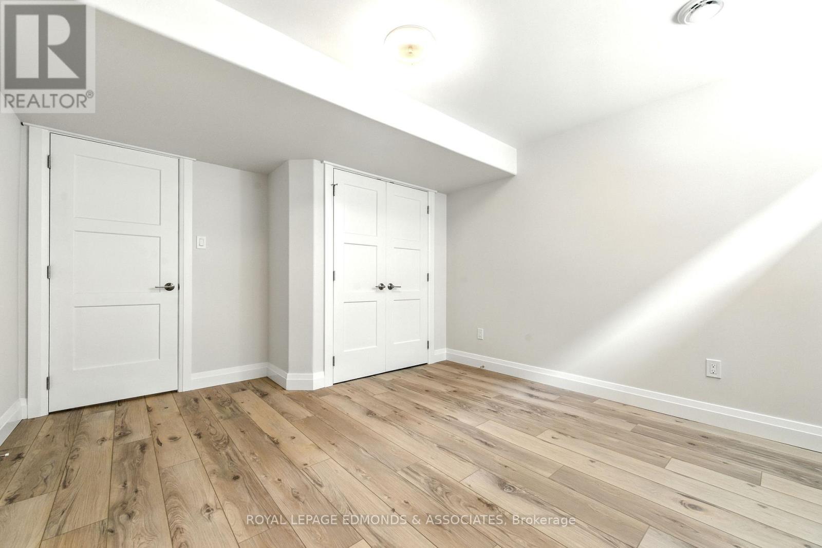 












517 SYDENHAM STREET

,
Pembroke,




Ontario
K8A8K5

