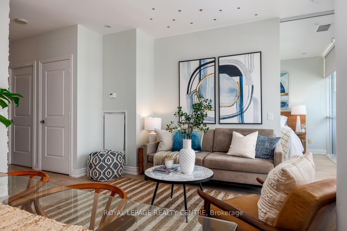 









80


MARINE PARADE

Drive, 413,
Toronto,




ON
M8V 0A3

