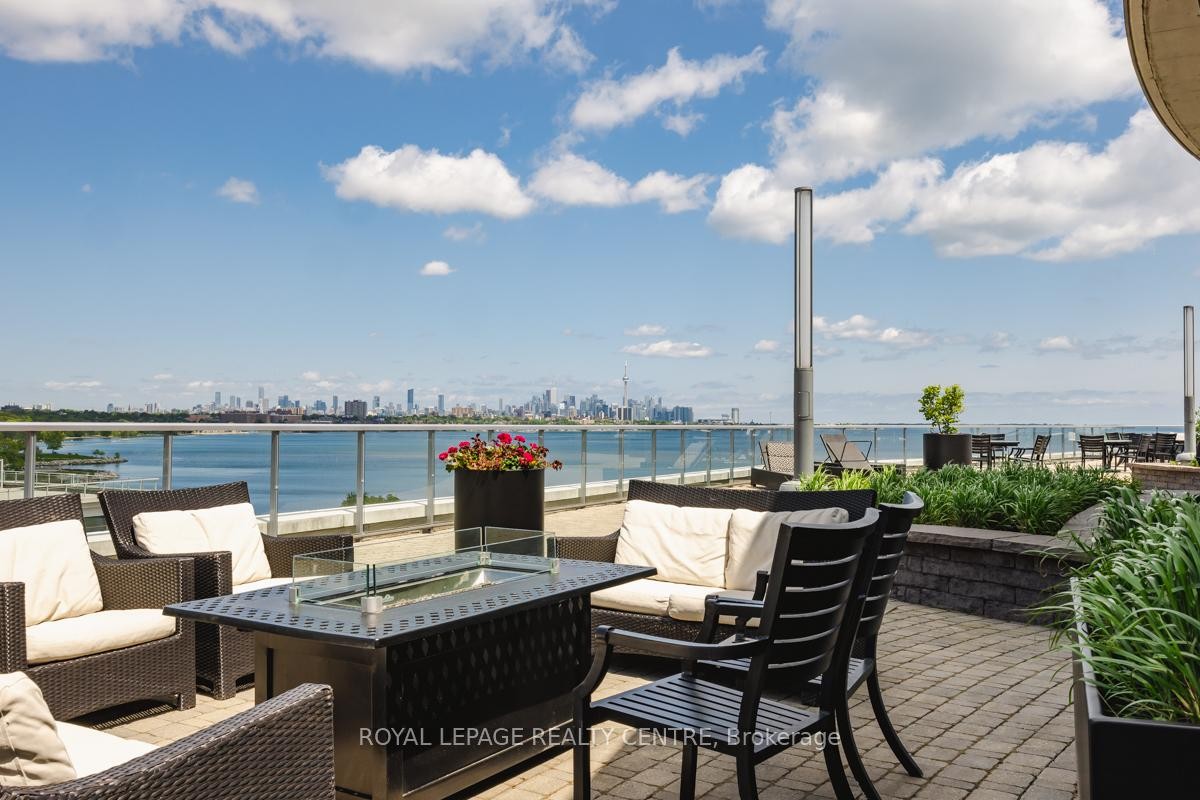 









80


MARINE PARADE

Drive, 413,
Toronto,




ON
M8V 0A3

