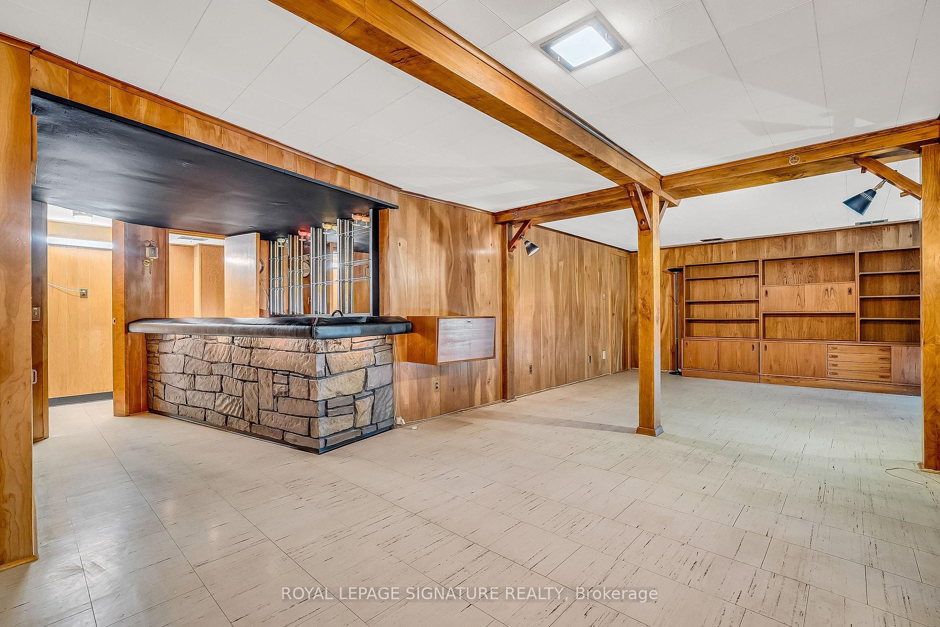 









6


Crossburn

Drive,
Toronto,




ON
M3B 2Z2

