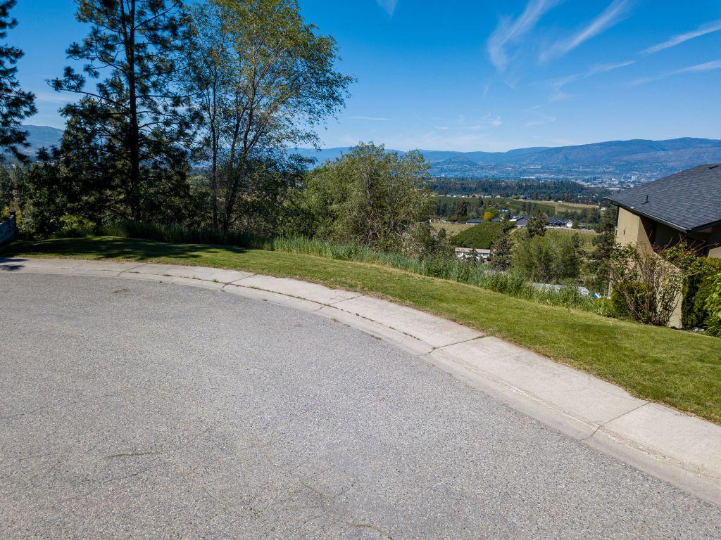 









952


Ackerman

Court,
Kelowna,







BC
V1X 7L2

