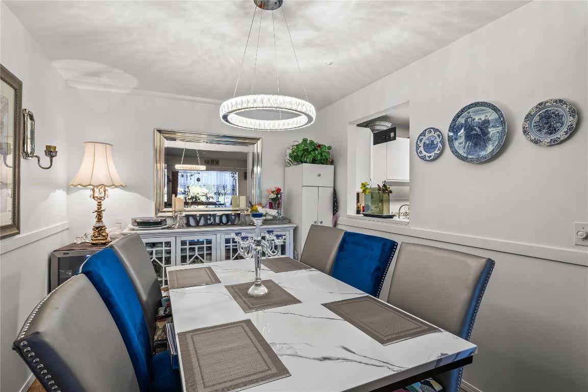 









1045


Sutherland

Avenue, 145,
Kelowna,




BC
V1Y 5Y1

