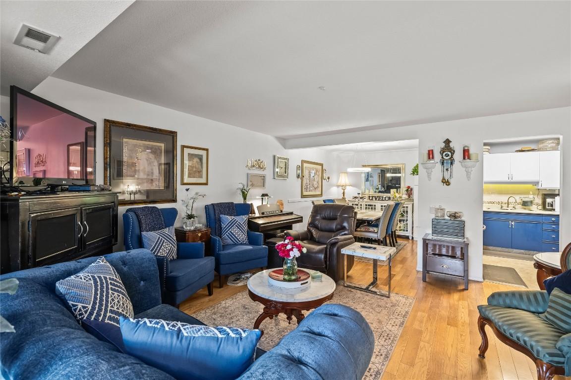 









1045


Sutherland

Avenue, 145,
Kelowna,




BC
V1Y 5Y1

