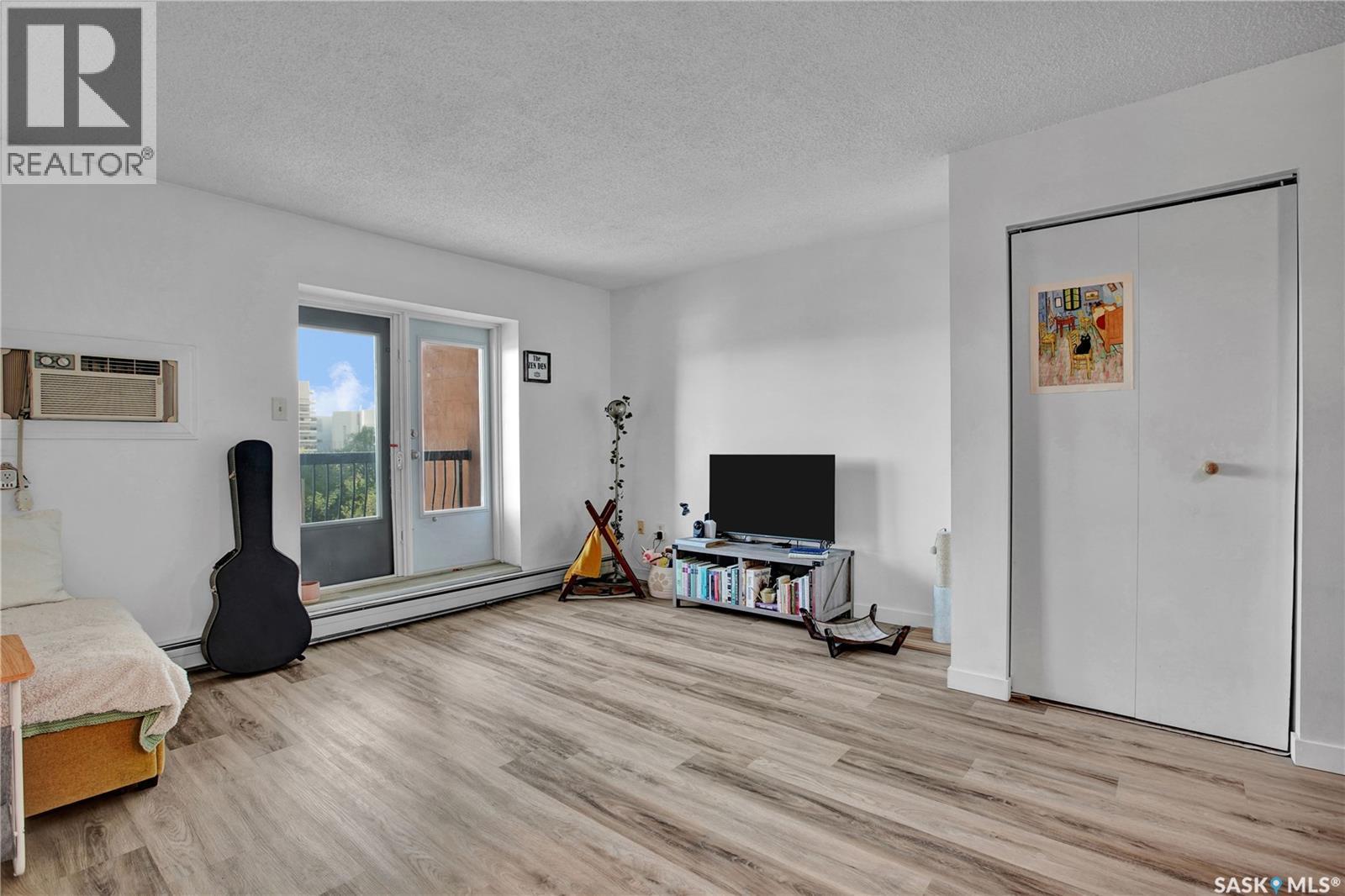 












703 405 5th AVENUE N

,
Saskatoon,




Saskatchewan
S7K6Z3

