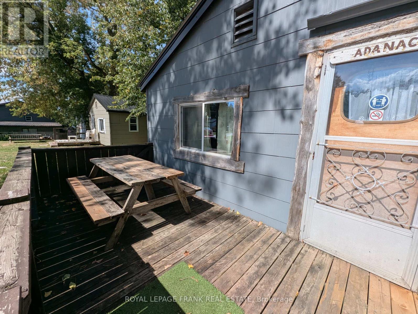 












5 - 230-232 LAKE DALRYMPLE ROAD

,
Kawartha Lakes (Carden),




Ontario
L0K1W0

