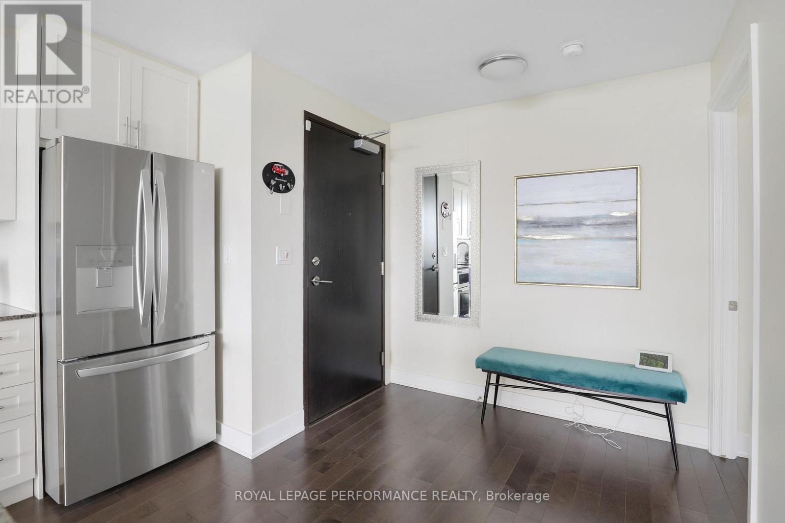












907 - 1035 BANK STREET

,
Ottawa,




Ontario
K1S5K3

