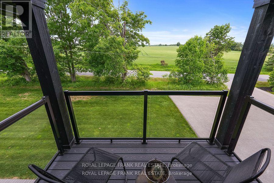 












3248 POGUE ROAD

,
Scugog (Port Perry),




Ontario
L9L1B6

