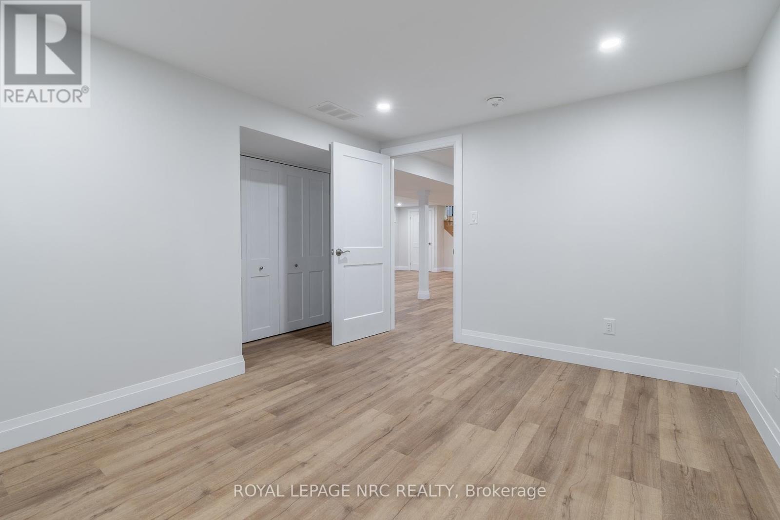 












1151 GREEN ACRES DRIVE

,
Fort Erie (Crescent Park),




Ontario
L2A5P2

