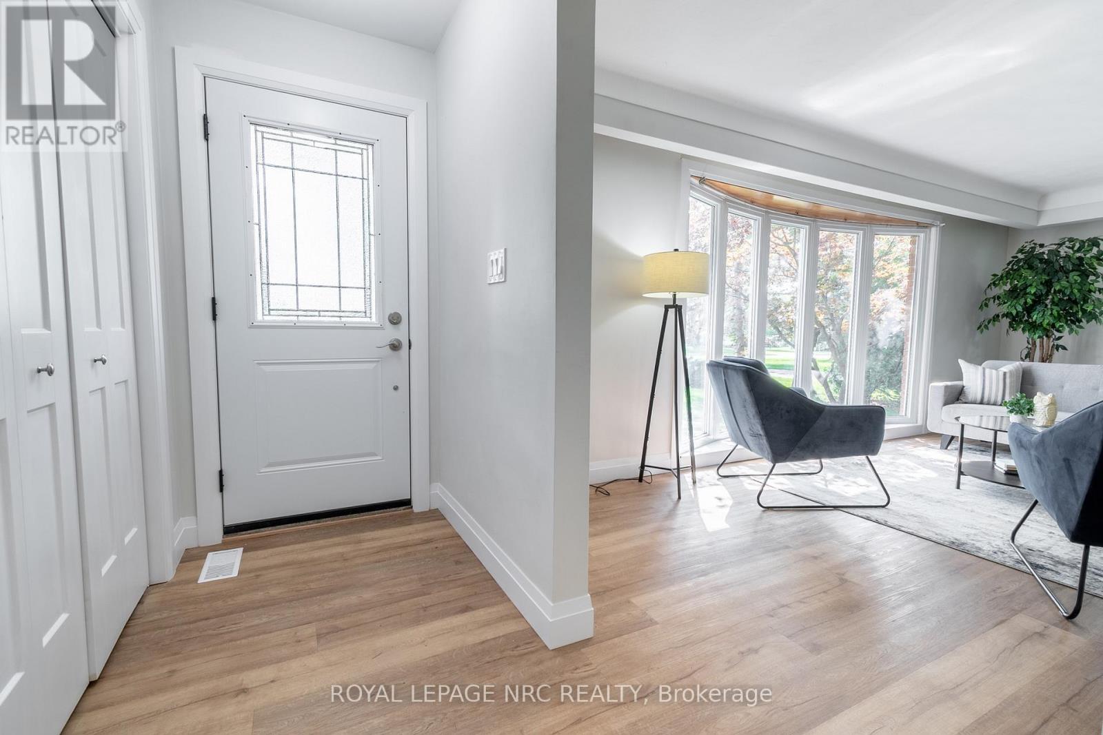 












1151 GREEN ACRES DRIVE

,
Fort Erie (Crescent Park),




Ontario
L2A5P2


