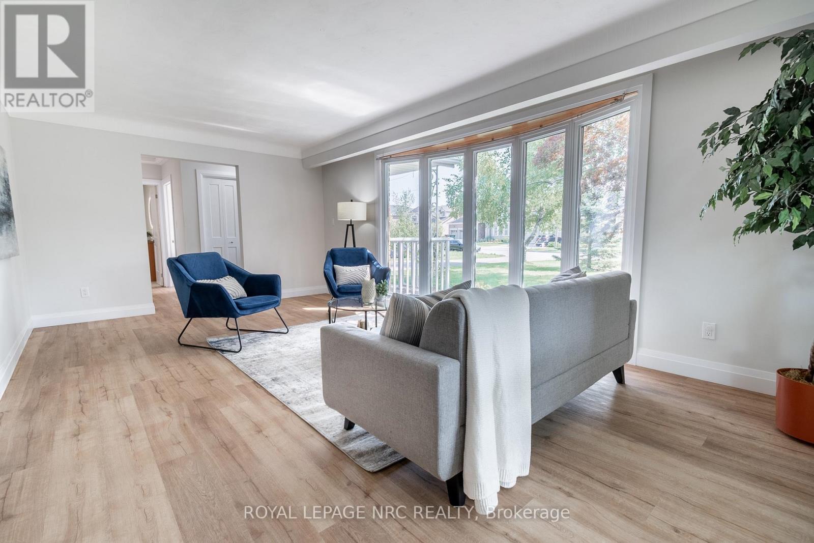 












1151 GREEN ACRES DRIVE

,
Fort Erie (Crescent Park),




Ontario
L2A5P2

