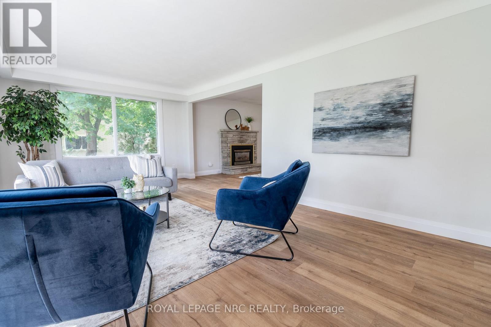 












1151 GREEN ACRES DRIVE

,
Fort Erie (Crescent Park),




Ontario
L2A5P2

