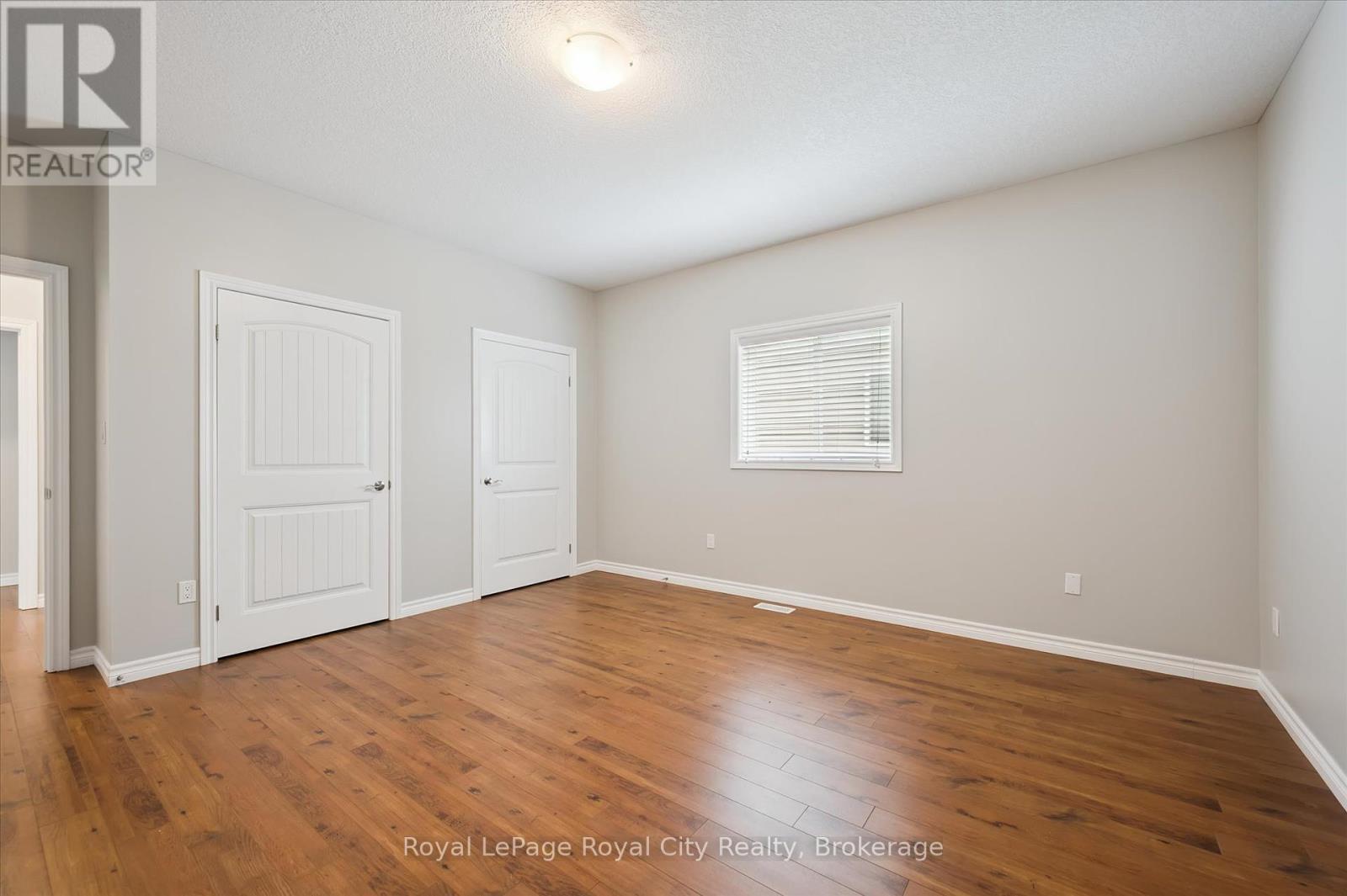 












470 ELORA STREET

,
Centre Wellington (Fergus),




Ontario
N1M1Y8

