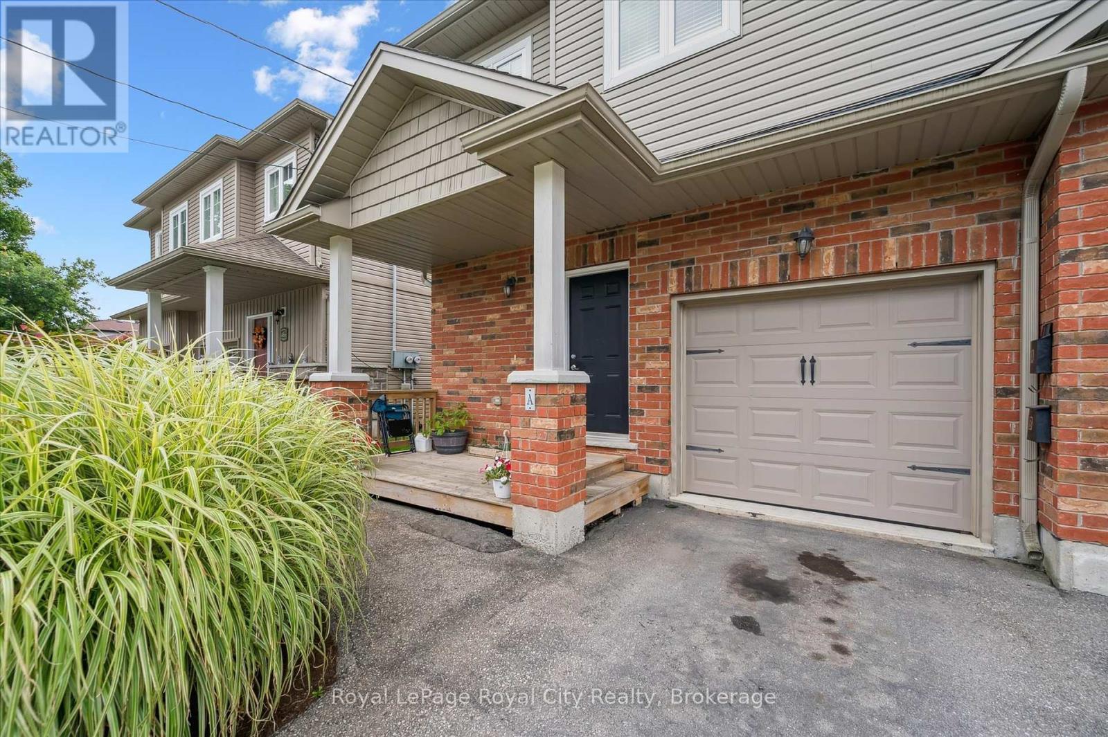 












470 ELORA STREET

,
Centre Wellington (Fergus),




Ontario
N1M1Y8

